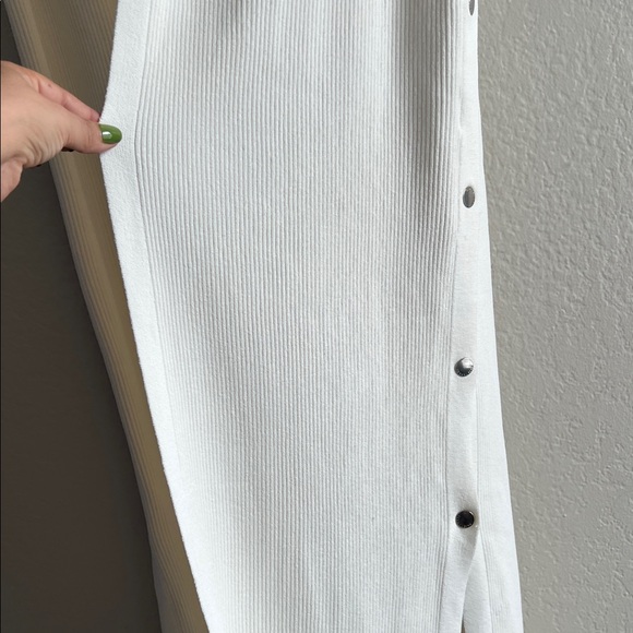 Like New! Elie Tahari Open Front Ribbed Cardigan Sleeveless in Size S - Picture 5 of 11